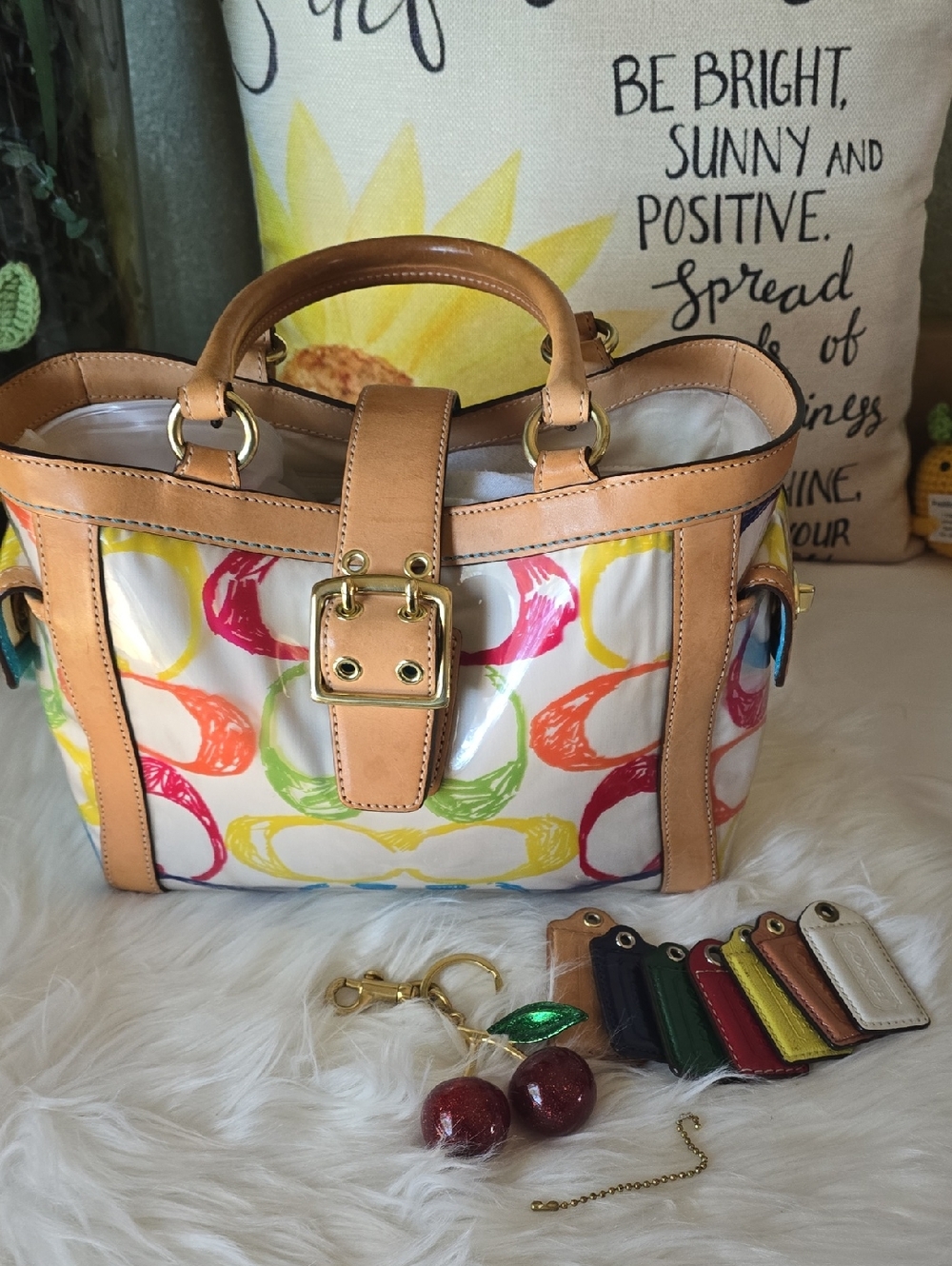 Coach VINTAGE SCRIBBLE Pattern Tote Turnlocks Brass Hardware Vachetta Leather